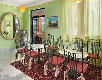 Esperia ألبا أدرياتيكا
